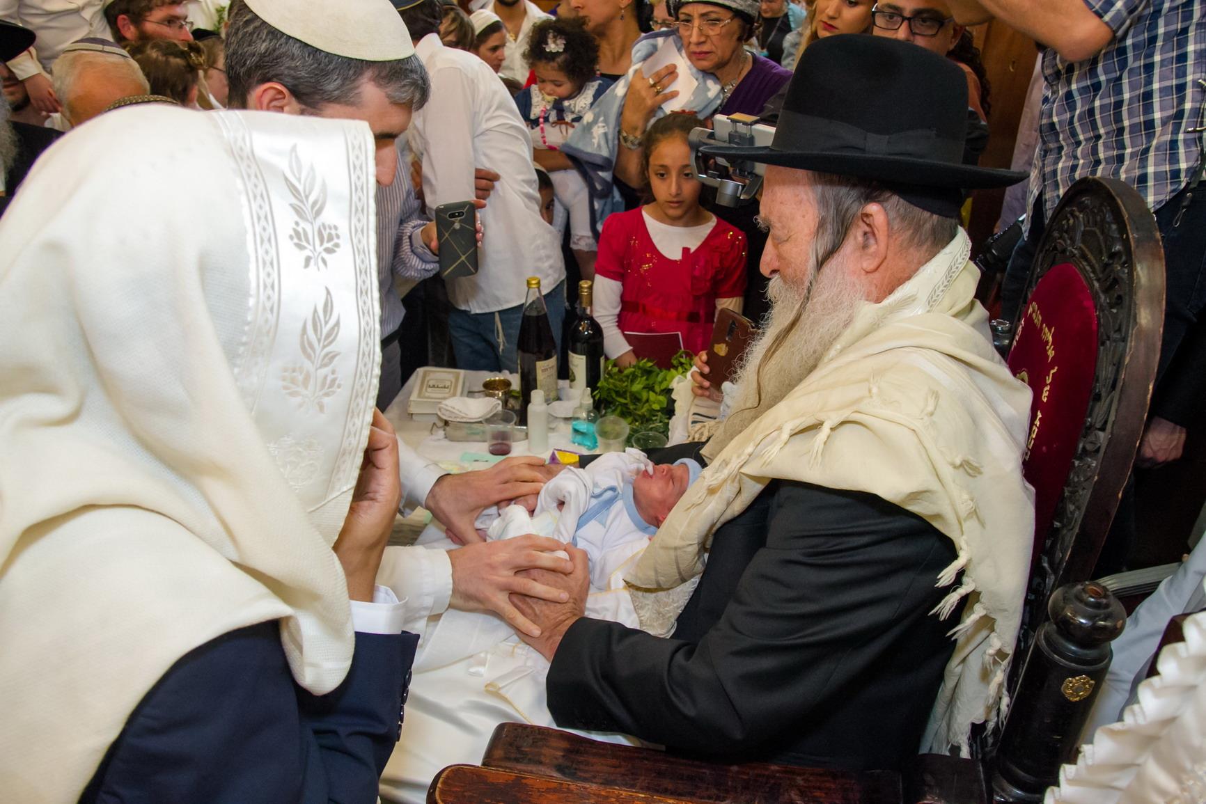 אלישיב אנסבכר | מוהל מוסמך